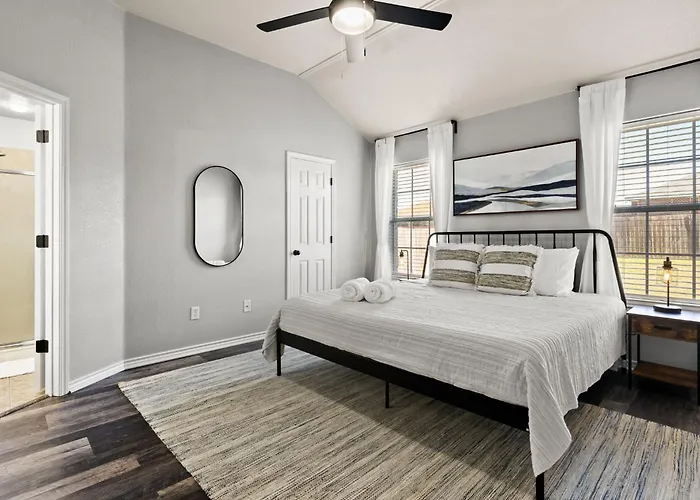 Mtz Homes Modern Style 4 Bed Near Hood Holiday home Killeen